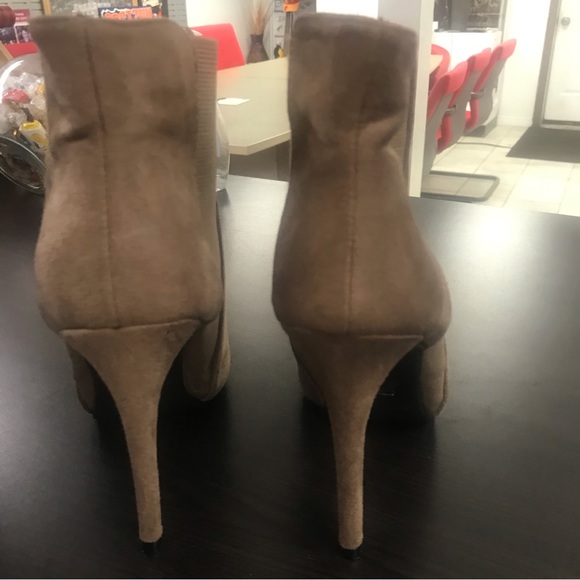 BellaMarie Ankle Boots - Picture 6 of 16